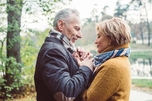 Robert & Linda M.